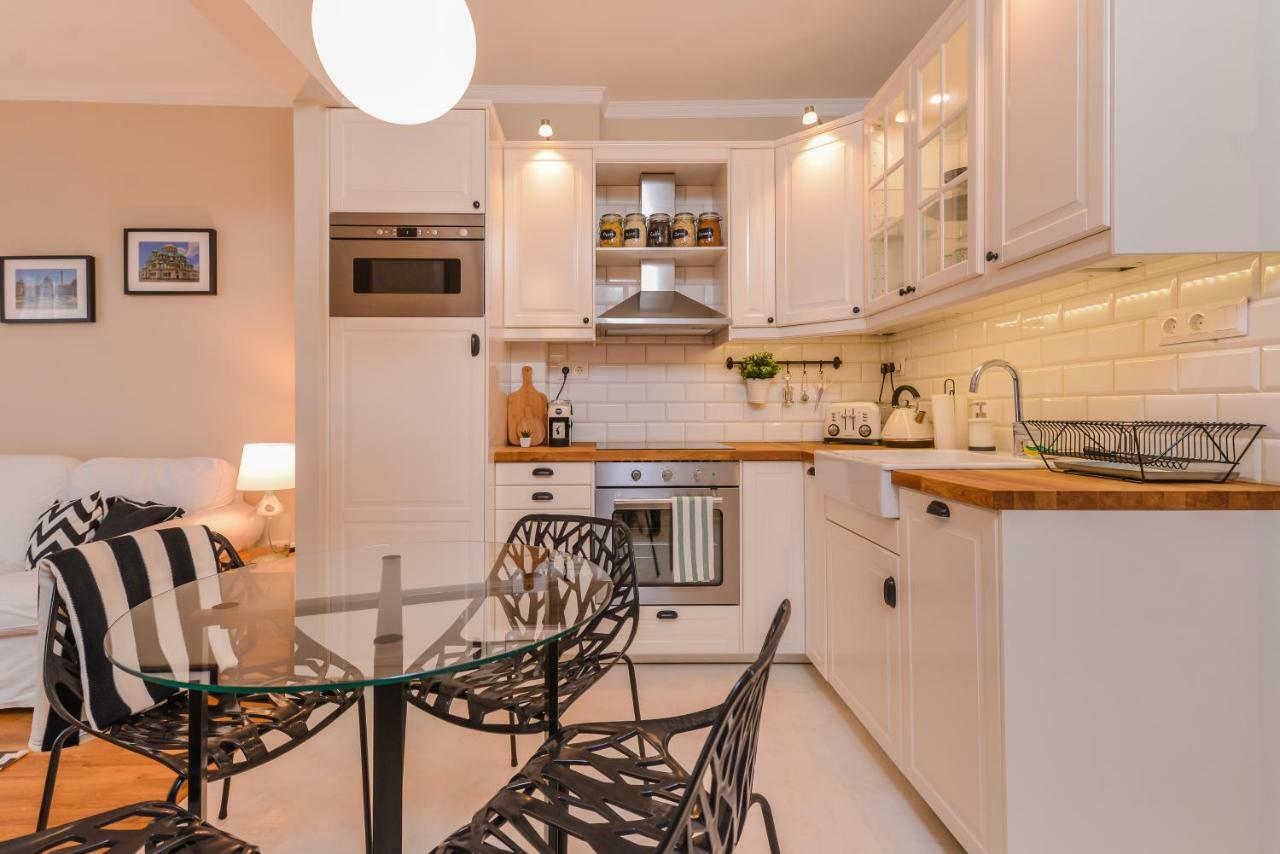 Cо́Coellie - Aesthetic 2Bd Apt Near National Palace By Flat Mаnager 소피아 외부 사진