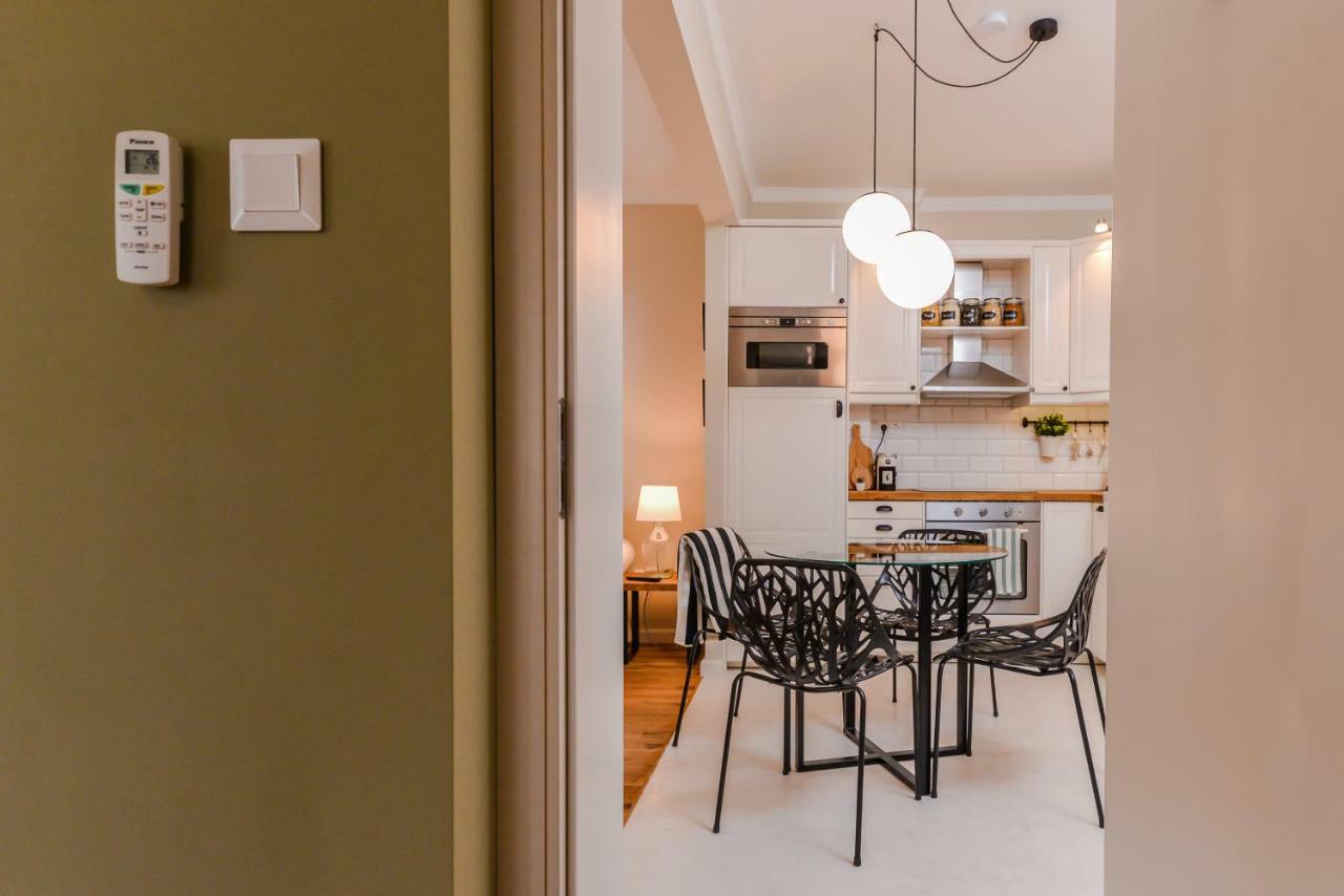 Cо́Coellie - Aesthetic 2Bd Apt Near National Palace By Flat Mаnager 소피아 외부 사진